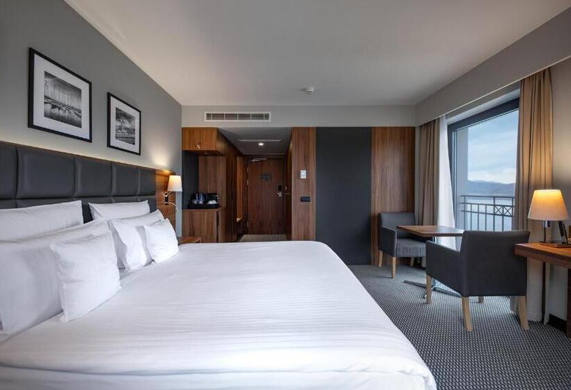 レイクビュースタンダードルーム, Heron Live Hotel Marina & Spa