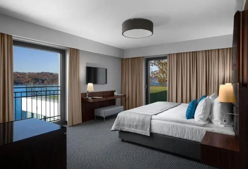 デラックススイート, Heron Live Hotel Marina & Spa