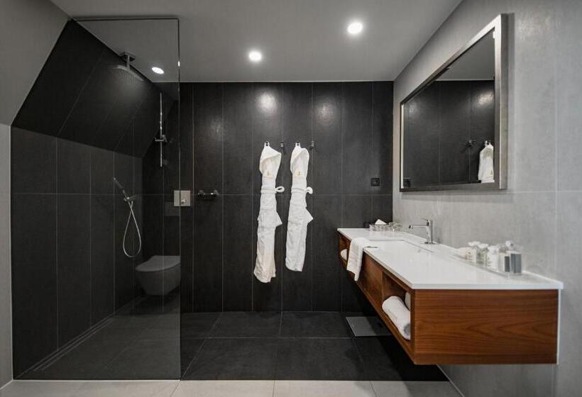 デラックススイート, Heron Live Hotel Marina & Spa