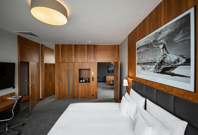 デラックススイート, Heron Live Hotel Marina & Spa