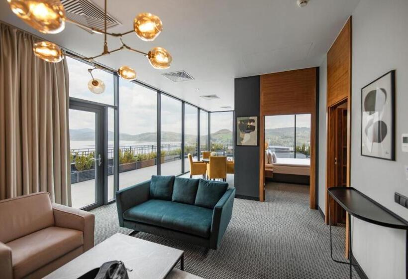 デラックススイート, Heron Live Hotel Marina & Spa