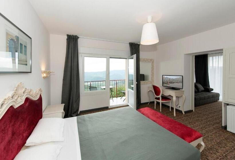 סוויטה עם מרפסת, Alexain Hotel Restaurant & Wellness   Colmar Ouest