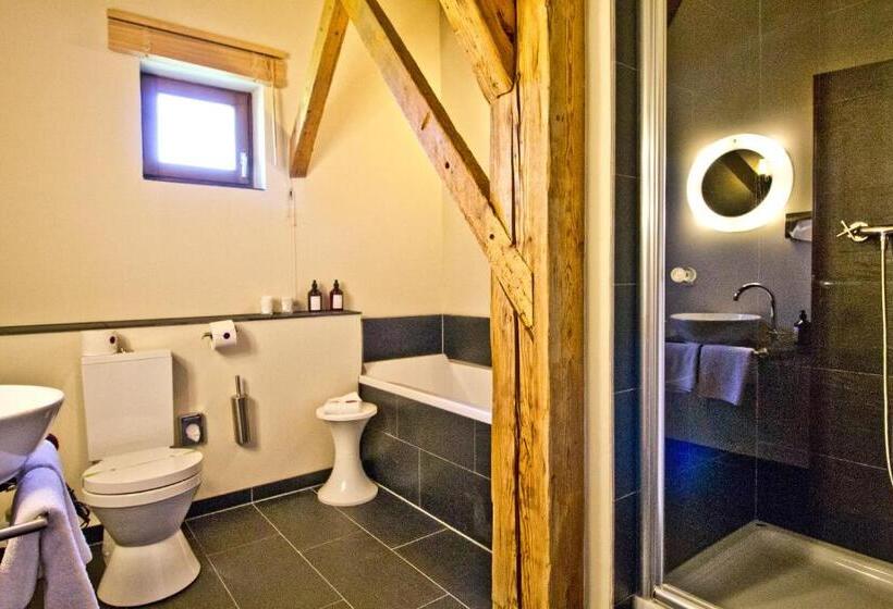 דירת חדר, Art Lodge Kunstpension