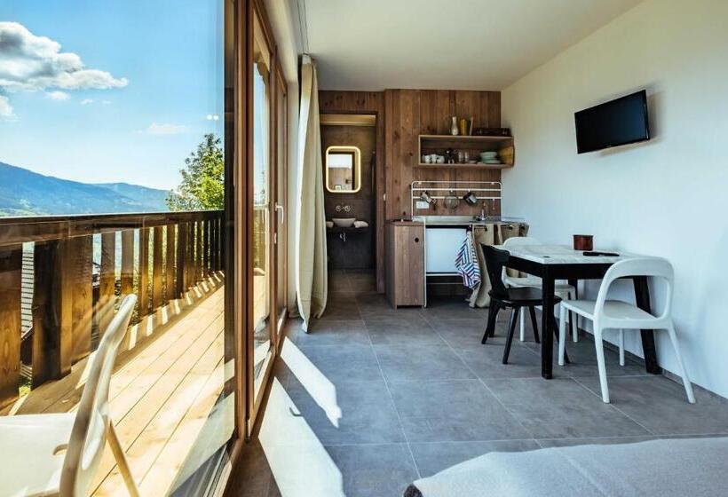 בקתה סטנדרטית, Art Lodge Kunstpension