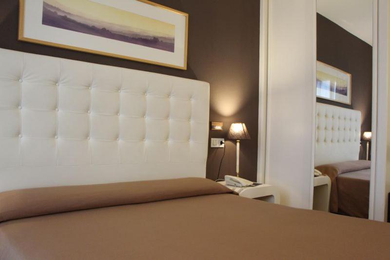 スタンダードルーム, Bouza