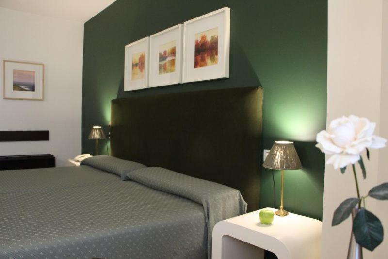 スタンダードルーム, Bouza