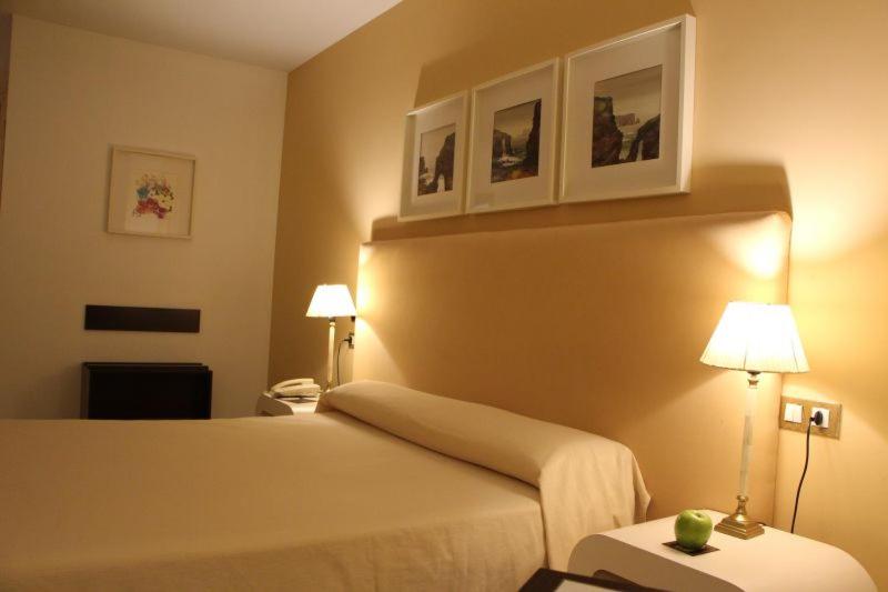 スタンダードルーム, Bouza