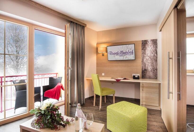 سوییت جونیور با بالکن, Der Burgfellnerhof   Adults Only