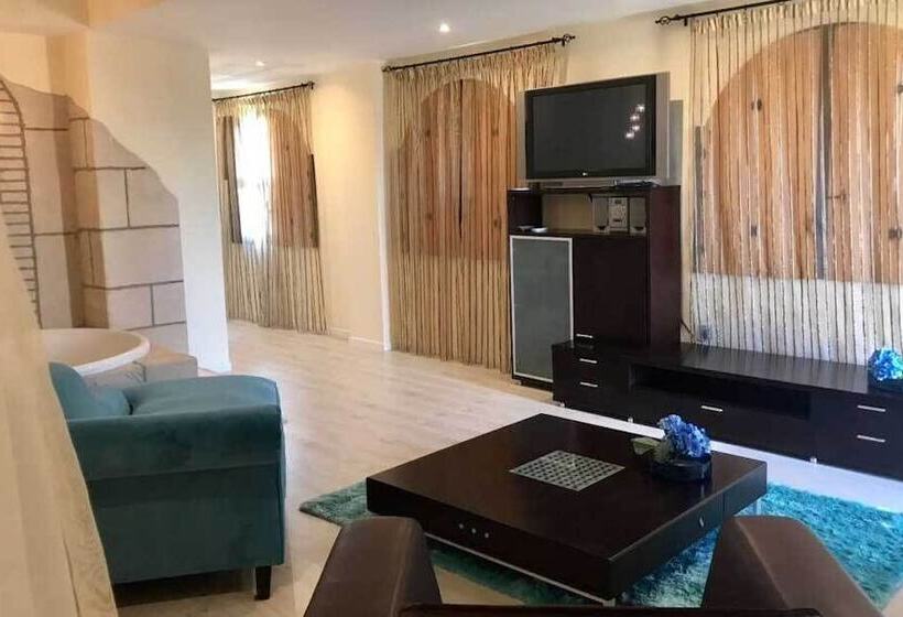 수피리어 스위트, Castillo Bonavía