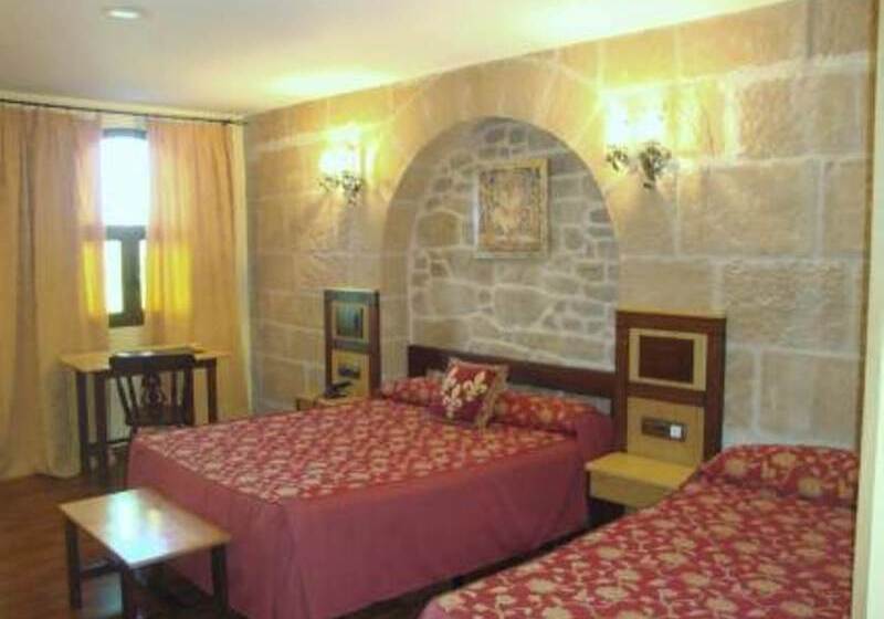 스탠다드 트리플 룸, Castillo Bonavía