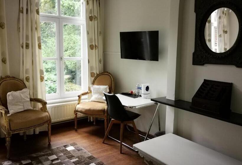 디럭스 룸 킹사이즈 침대, Eremyten Hof