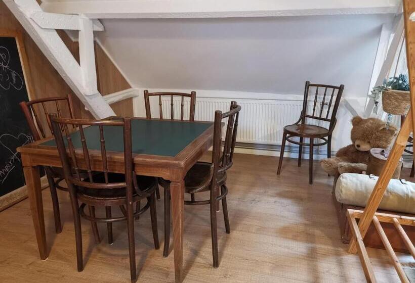 패밀리 룸, Eremyten Hof