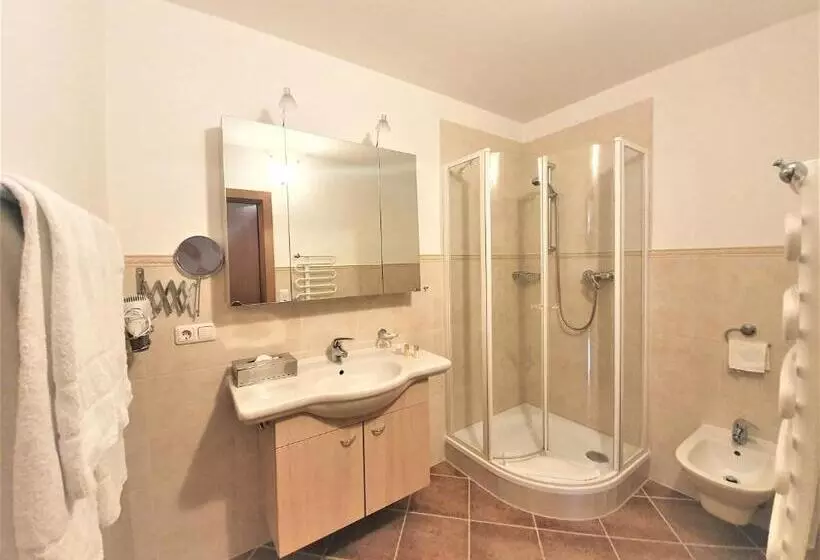 Huoneisto 1 Makuuhuone, Grubhof Appartements