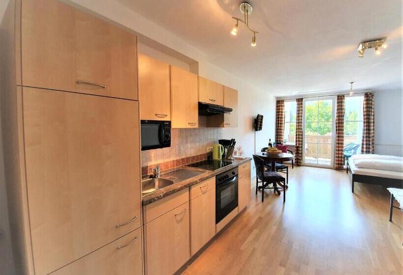 スタンダードスタジオ, Grubhof Appartements