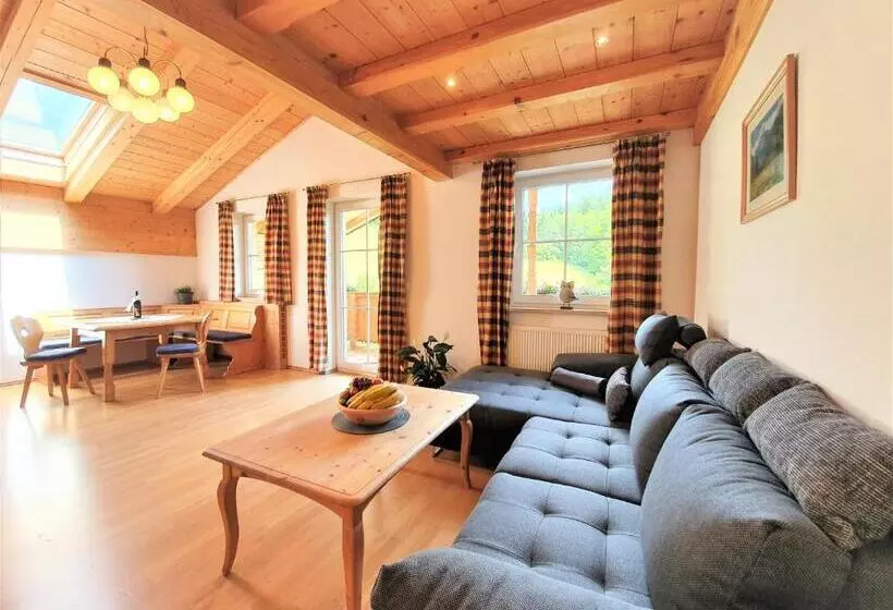 Deluxe-huoneisto 1 Makuuhuone, Grubhof Appartements