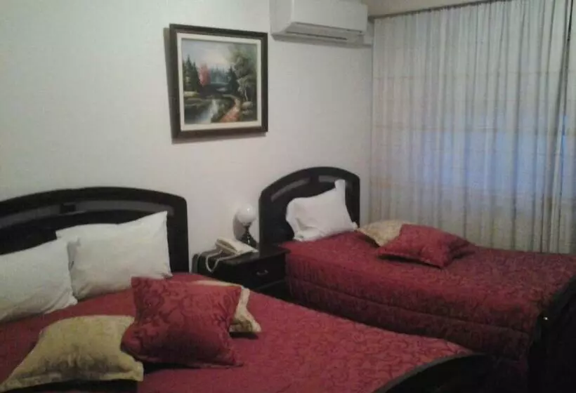 اتاق استاندارد سه نفره, Residencial Pinto