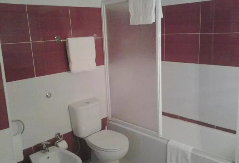 اتاق استاندارد سه نفره, Residencial Pinto