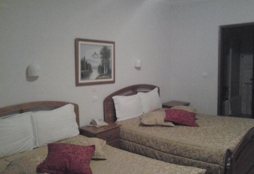 اتاق استاندارد چهار تخته, Residencial Pinto