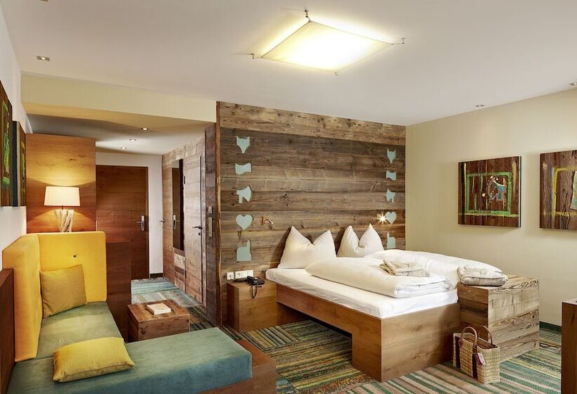 발코니 디럭스 룸, Salzburger Hof Leogang