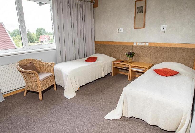 اتاق استاندارد, Santa