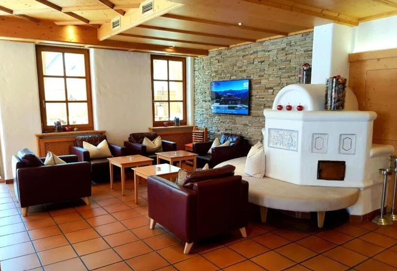 חדר סטנדרט עם מרפסת, In The Heart Of The Alps