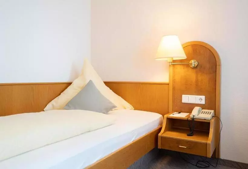 Comfort Yhden Hengen Huone, Suggenbad