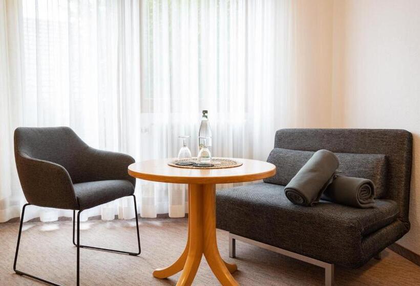 コンフォートルーム, Suggenbad