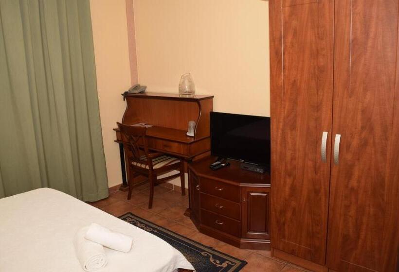 اتاق استاندارد, Tivoli