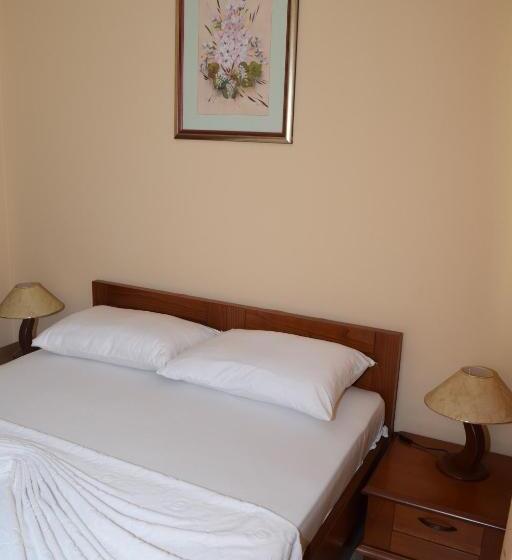 اتاق خانوادگی, Tivoli