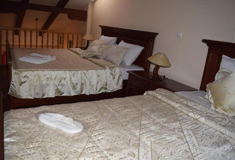 اتاق سوپریور با تخت بزرگ, Tivoli