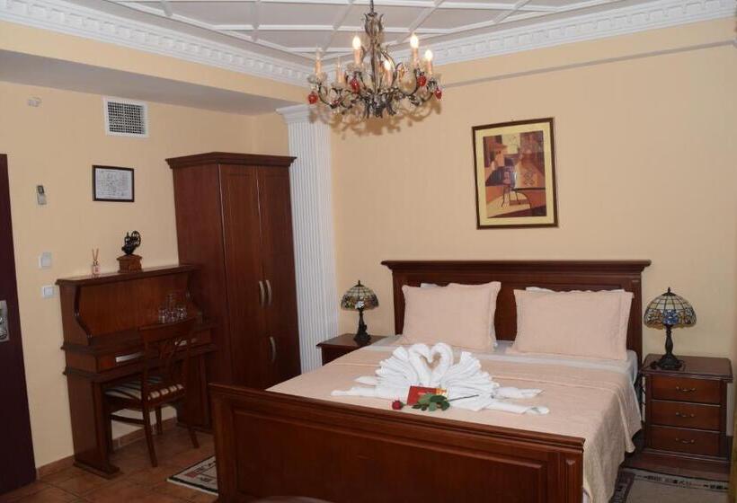 سوییت لوکس, Tivoli