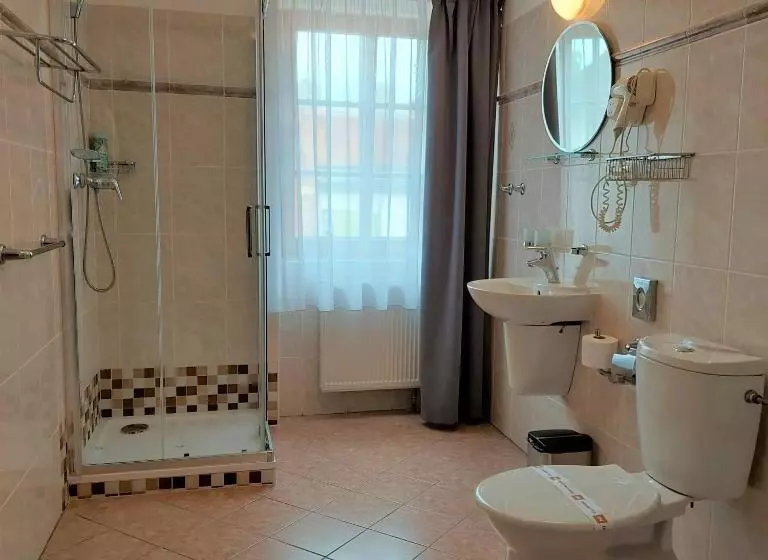 スタンダード４人部屋, Vltava