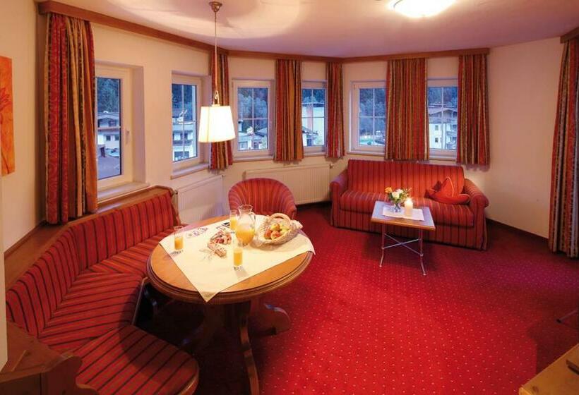 Family Suite, Maria Theresia