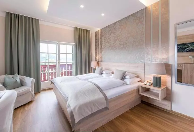 レイクビュースタンダードルーム, Lust Und Laune Hotel Am Wörthersee