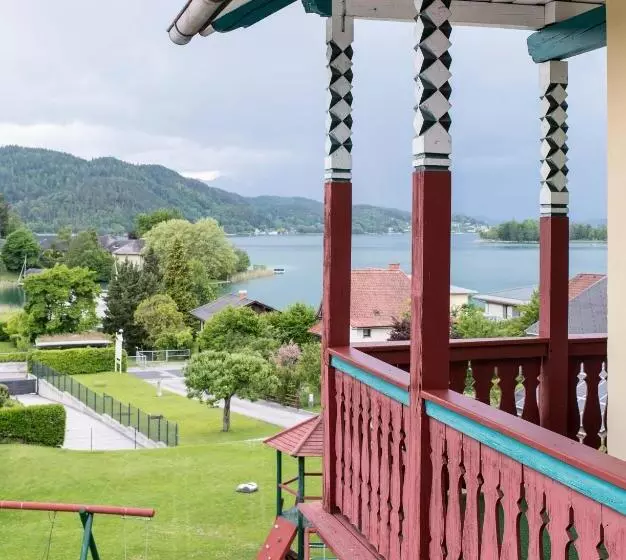 庭の見えるバルコニー月スタンダードルーム, Lust Und Laune Hotel Am Wörthersee