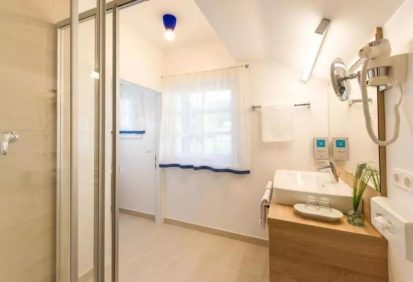 エコノミールーム, Lust Und Laune Hotel Am Wörthersee