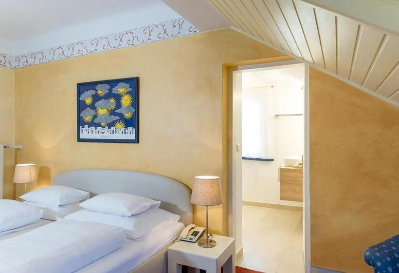 اتاق اکونومی, Lust Und Laune Hotel Am Wörthersee