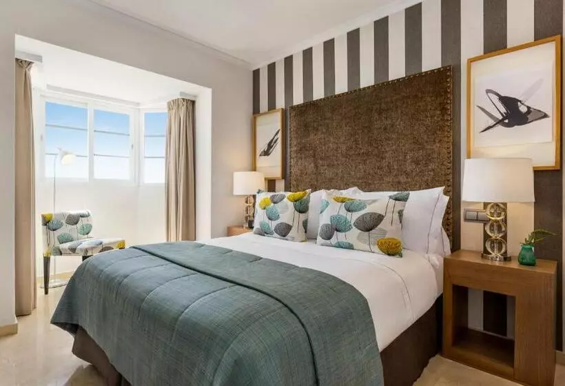 2 Bedroom Premium Suite