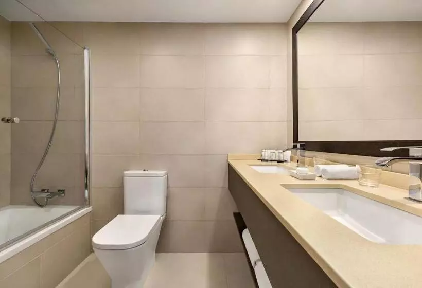سوئیت پریمیوم 2 خوابه, Ramada Hotel & Suites By Wyndham Costa Del Sol