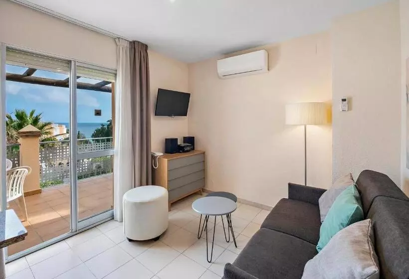 سوئیت جونیور کلاسیک, Ramada Hotel & Suites By Wyndham Costa Del Sol