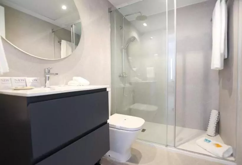 سوئیت کلاسیک, Ramada Hotel & Suites By Wyndham Costa Del Sol
