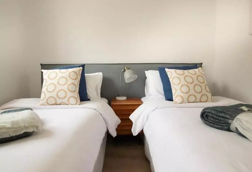 سوئیت کلاسیک, Ramada Hotel & Suites By Wyndham Costa Del Sol