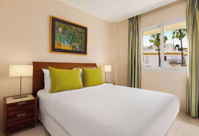 Люкс Классика, Ramada Hotel & Suites By Wyndham Costa Del Sol