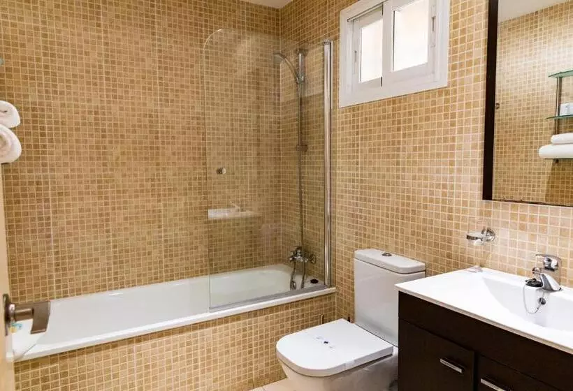 سوئیت جونیور سوپریور با چشم‌انداز دریا, Ramada Hotel & Suites By Wyndham Costa Del Sol
