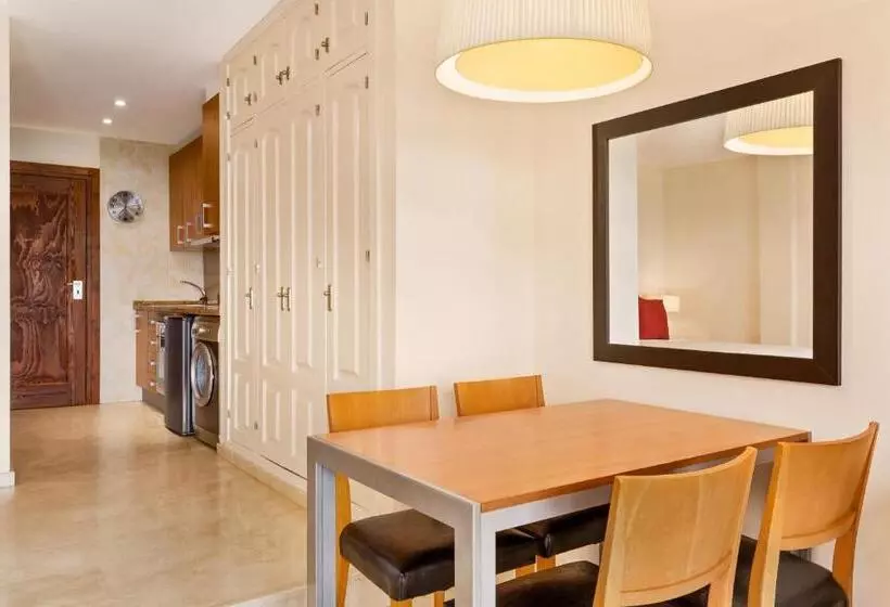 سوئیت جونیور سوپریور با چشم‌انداز دریا, Ramada Hotel & Suites By Wyndham Costa Del Sol