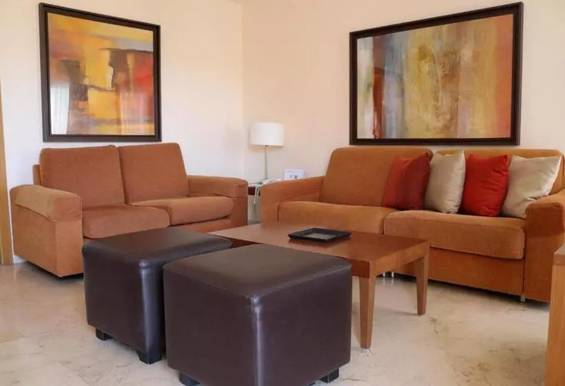 آپارتمان سوپریور 3 خوابه, Ramada Hotel & Suites By Wyndham Costa Del Sol
