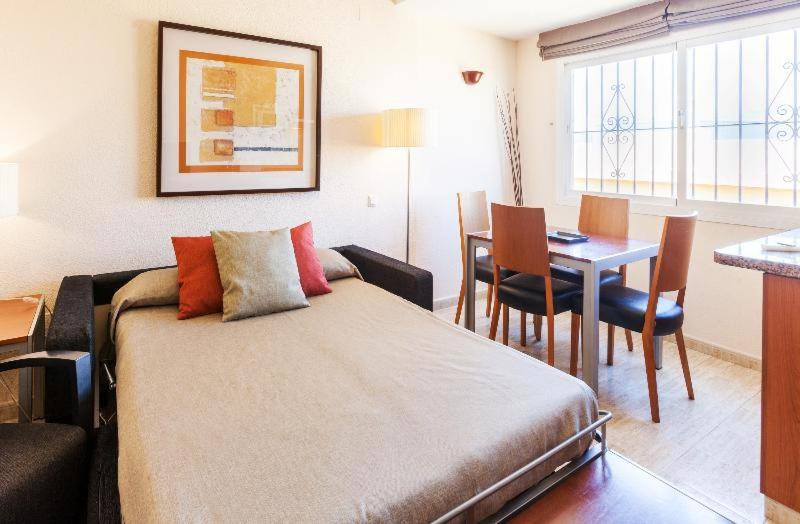 스탠다드 룸, Ramada Hotel & Suites By Wyndham Costa Del Sol