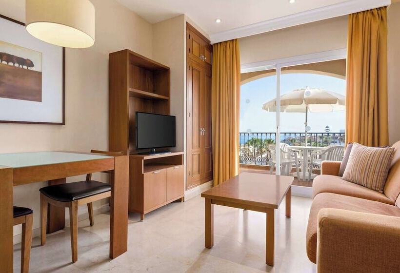 Апартаменты премиум класса с 1 спальней и видом на море, Ramada Hotel & Suites By Wyndham Costa Del Sol