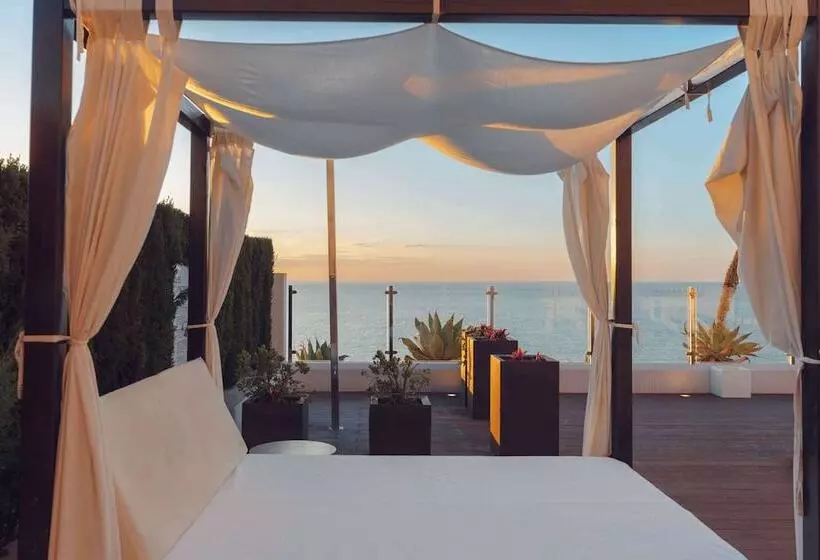 سوئیت پریمیوم 2 خوابه, Ramada Hotel & Suites By Wyndham Costa Del Sol