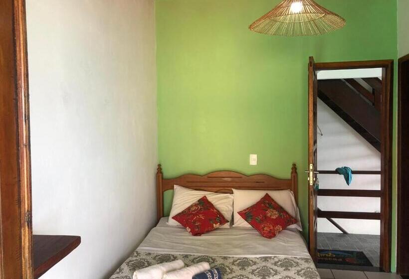 غرفة قياسية مزوَّدة بشُرفة إطلالة جانبية علي البحر, Pousada Tranquila